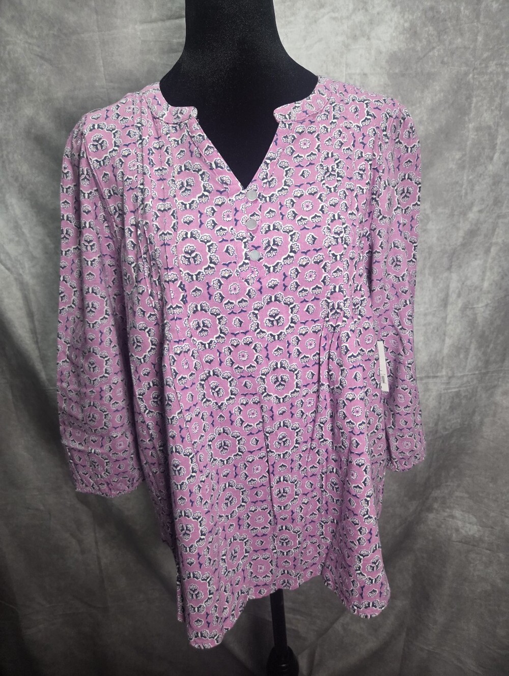 Pink Floral Split-Neck Tunic Top